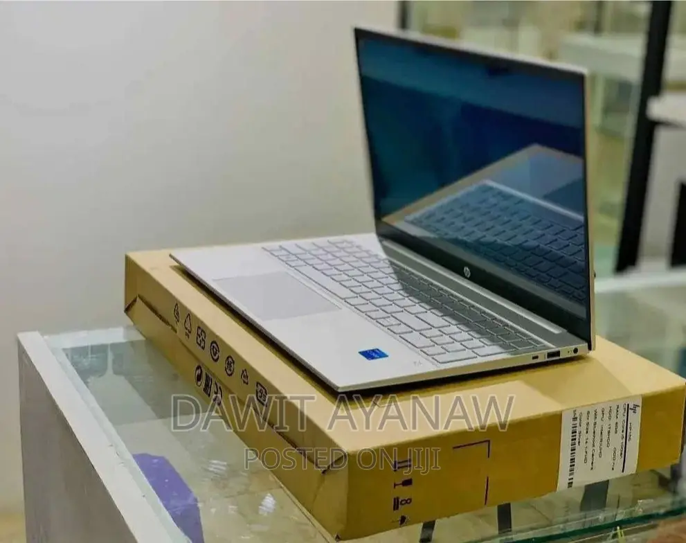 New Laptop HP 16GB Intel Core I5 SSD 512GB