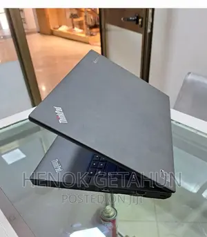 Photo - New Laptop Lenovo ThinkPad X250 4GB Intel Core I5 SSD 256GB