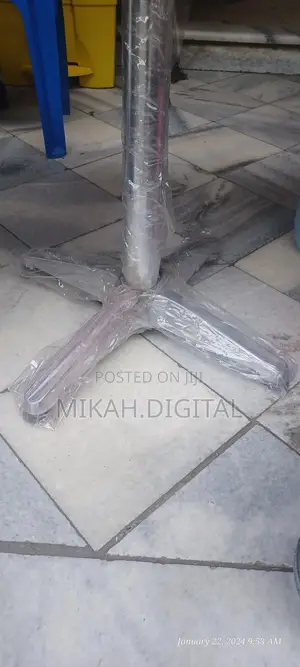 High Quality Aluminum Table