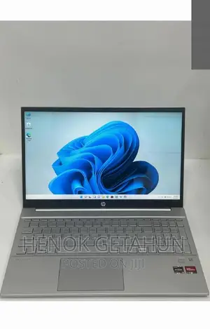 New Laptop HP Pavilion 15 12GB AMD Ryzen 5 SSD 256GB