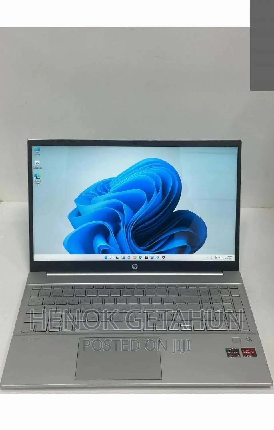 New Laptop HP Pavilion 15 12GB AMD Ryzen 5 SSD 256GB