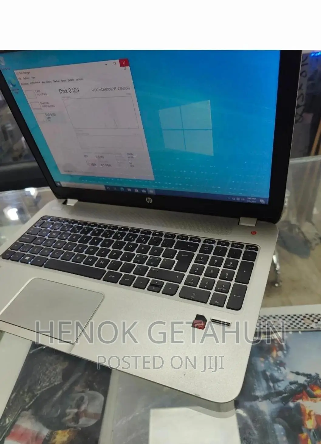 New Laptop HP Envy X360 8GB Intel Core i5 SSD 1T