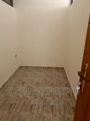 2bdrm House in ሰባ ሁለት, Bole for rent