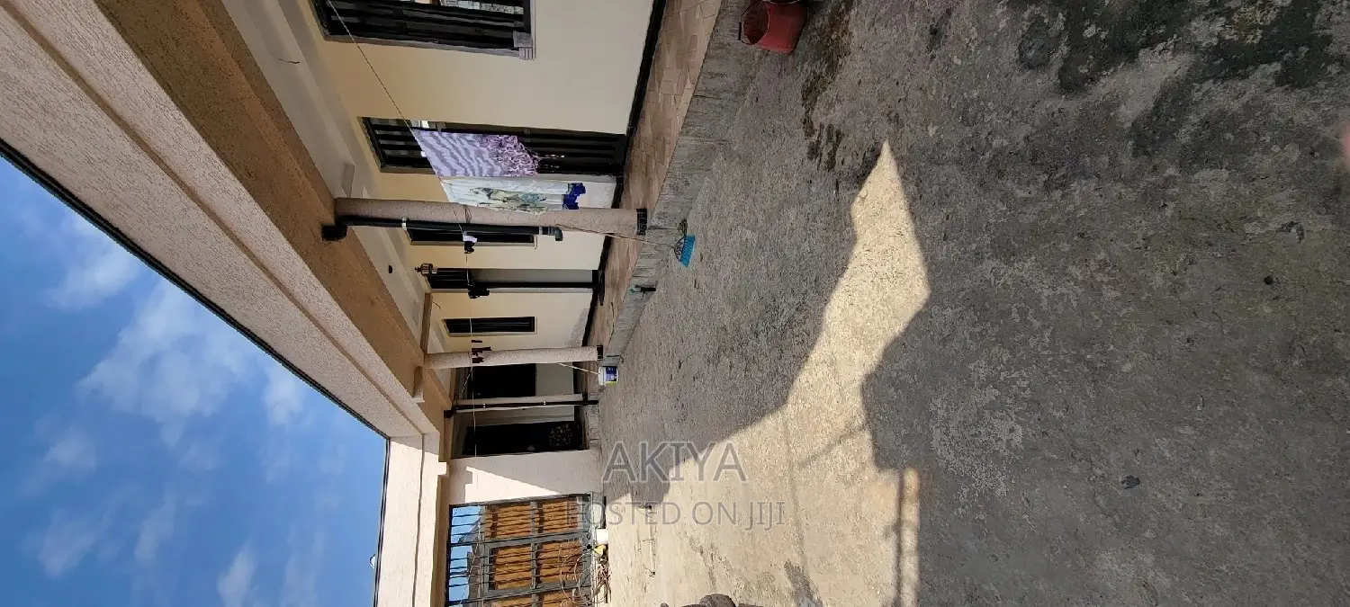 4bdrm House in House, Oromia-Finfinne for sale