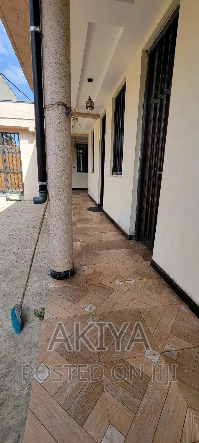 4bdrm House in House, Oromia-Finfinne for sale