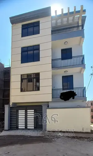 5bdrm House in የግል, Bole for sale