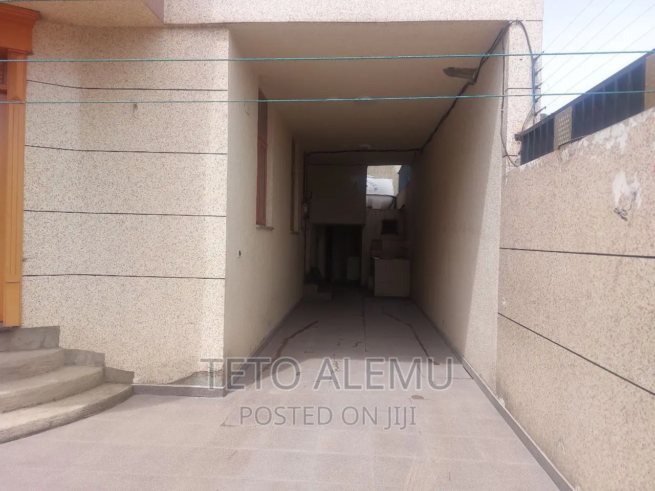 5bdrm House in የሚሸጥ ቤት ለቡ ቫርኔሮ አካባቢ, Kolfe Keranio for sale