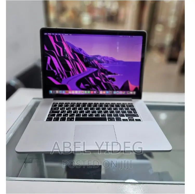 New Laptop Apple MacBook Pro 2015 16GB Intel Core I7 SSD 512GB