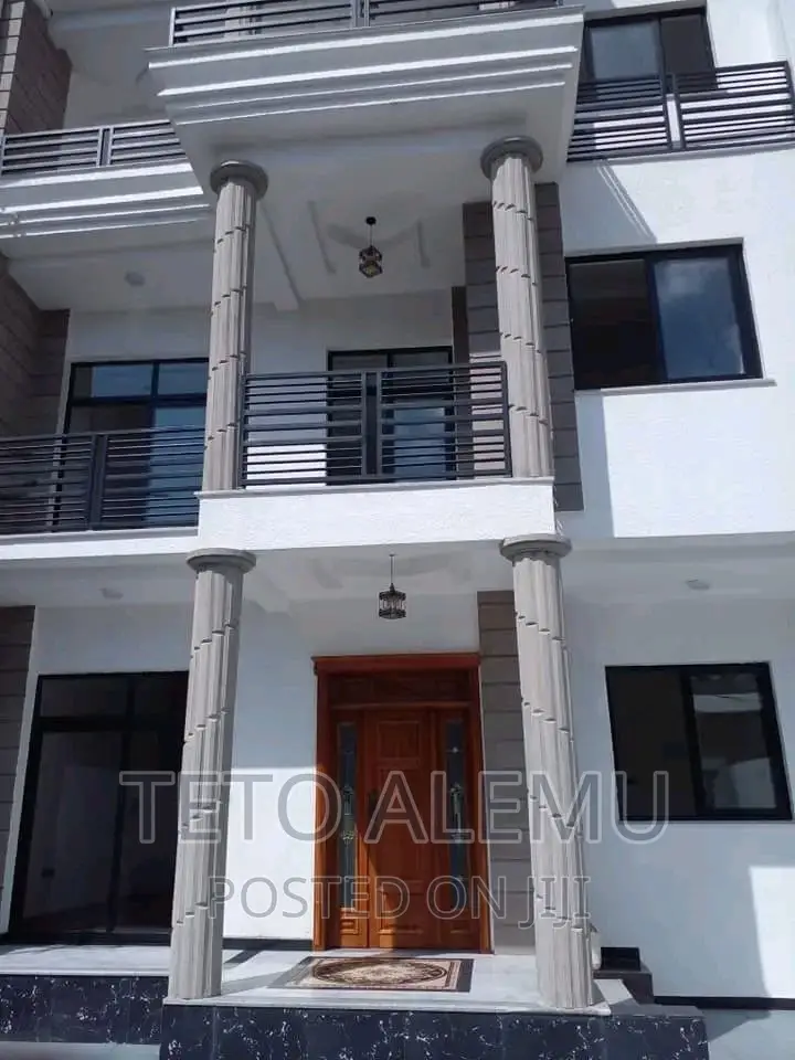 6bdrm House in የሚሸጥ በጥራቱ ወደር, Bole for sale