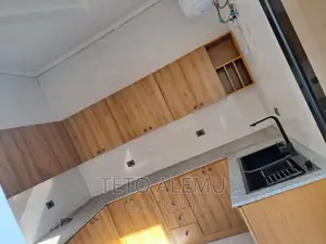 5bdrm House in የሚሸጥ ቤት ቦሌ ቡልቡላ, Bole for sale