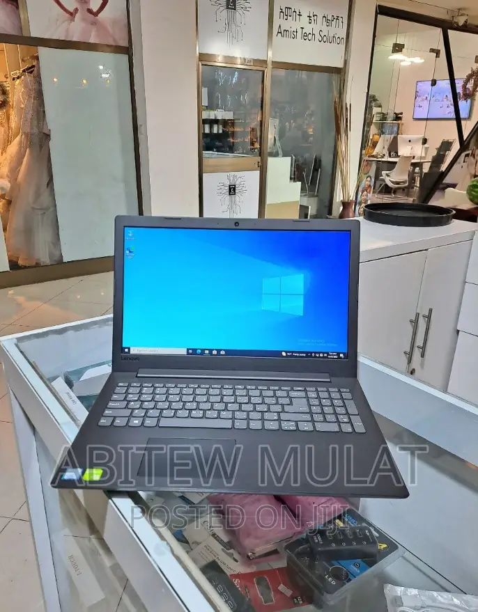 New Laptop Lenovo IdeaPad 330 8GB Intel Core I5 HDD 1T