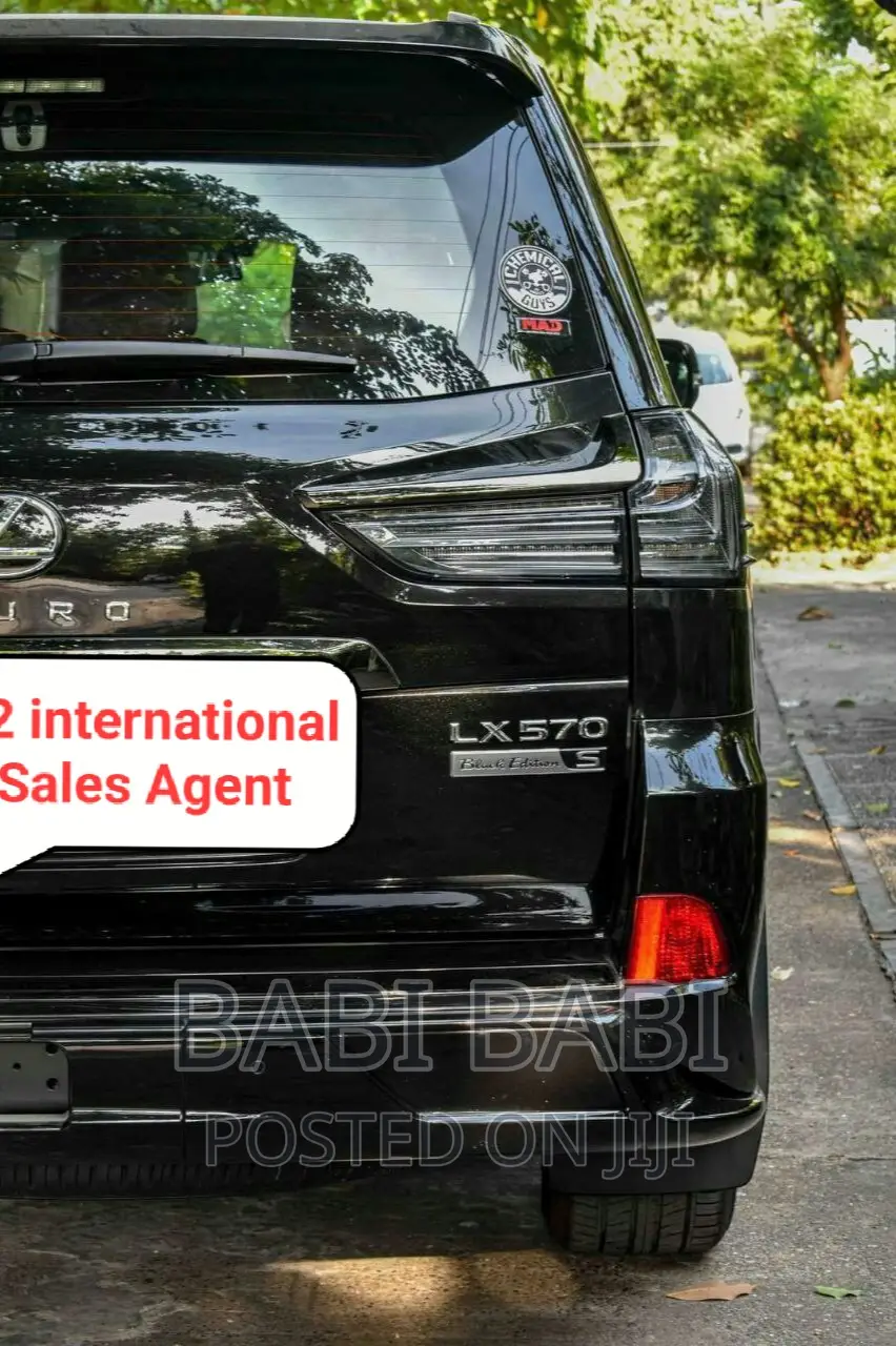 Lexus LX 2020 Matt Black