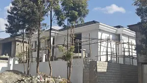 5bdrm House in የግል አያት አዲስ መንደር, Bole for sale