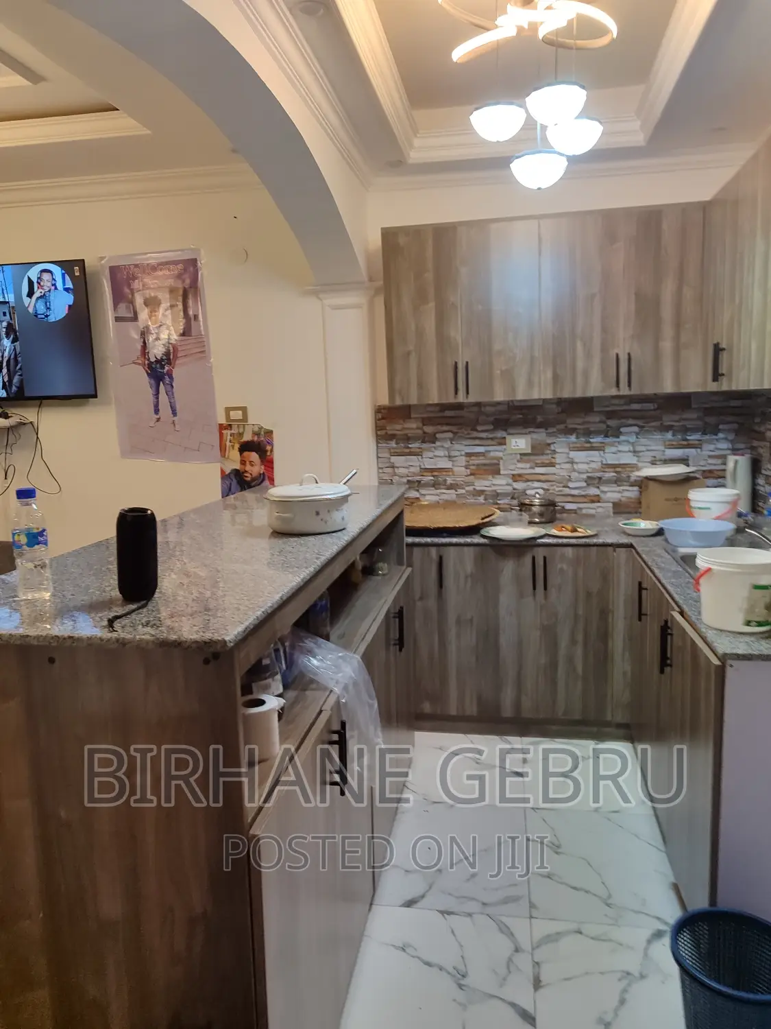 Furnished 5bdrm House in Fernished Guest, Bole for rent