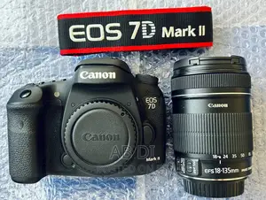 Camera Canon 7d Mark 2 With Lens 18-135mm STM