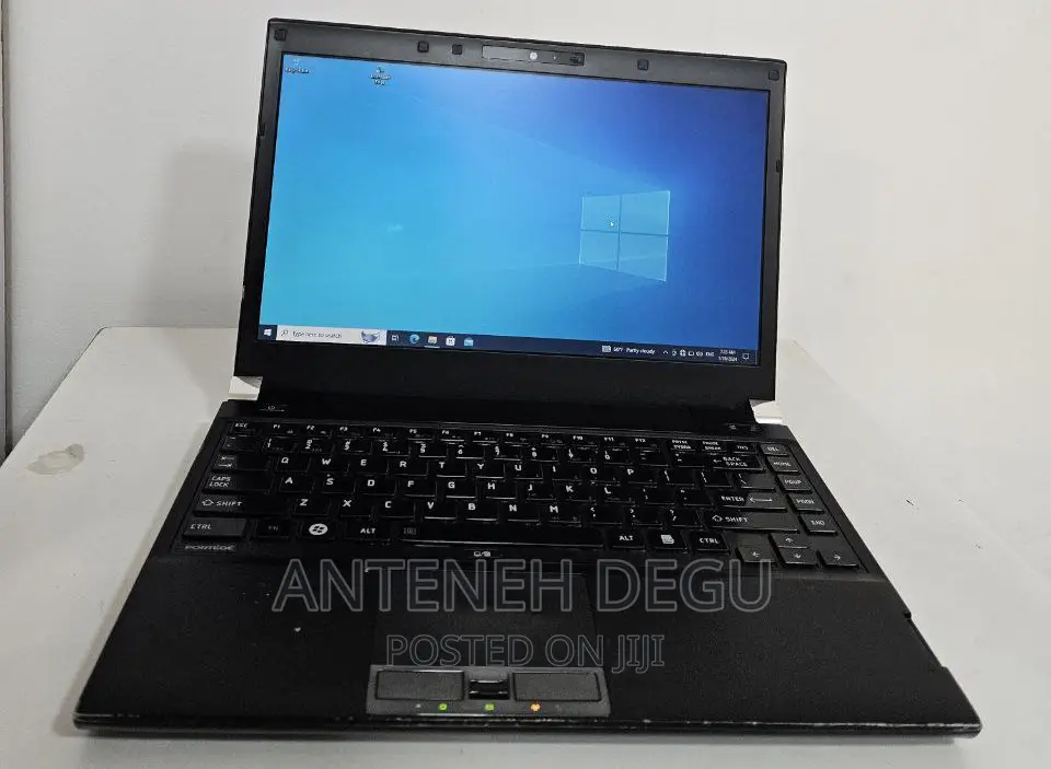 Laptop Toshiba Portege R830 4GB Intel Core I5 HDD 500GB