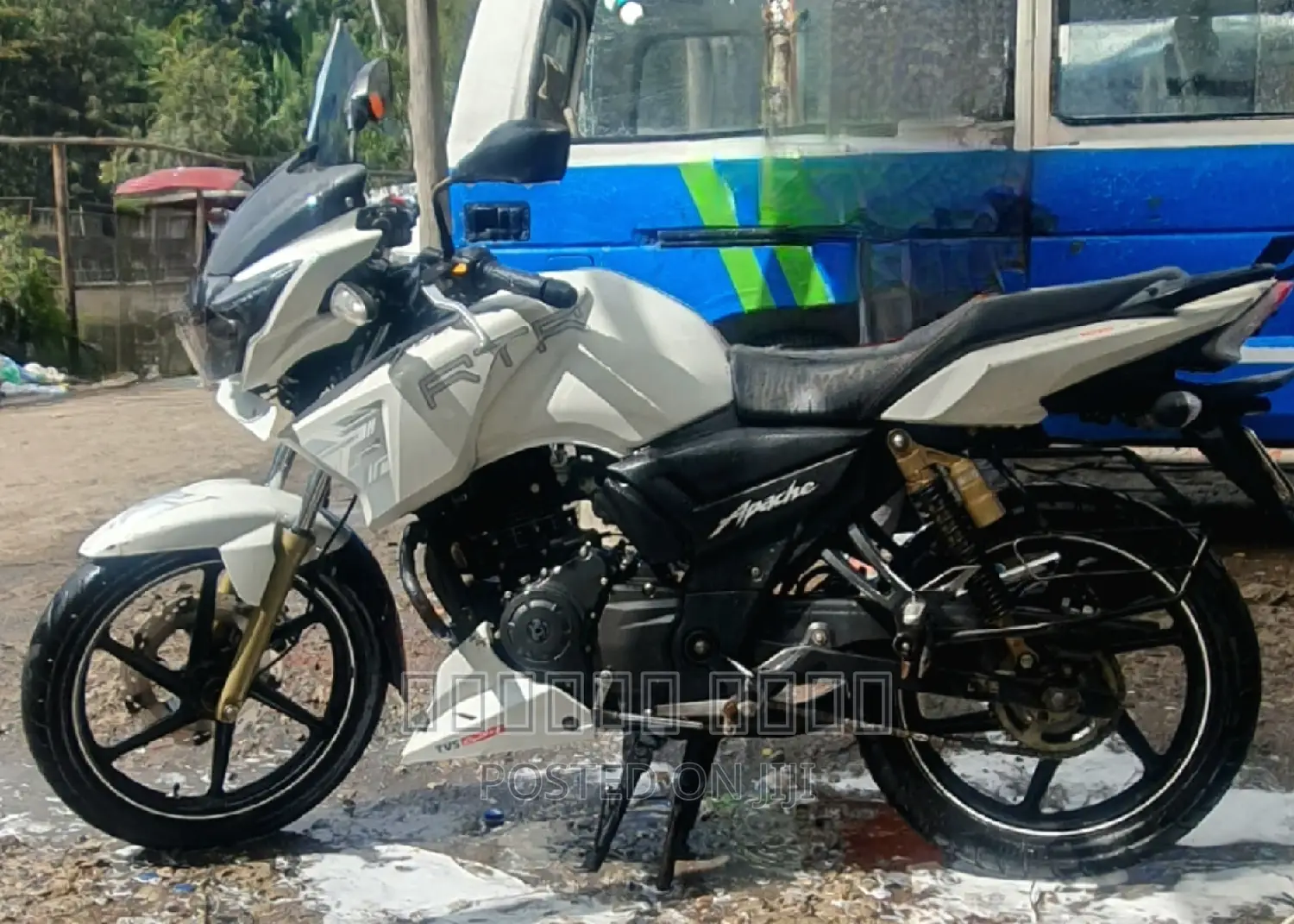 New TVS Apache 180 RTR 2017 White