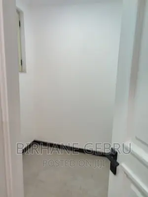 3bdrm Apartment in Apartiment, Bole for rent