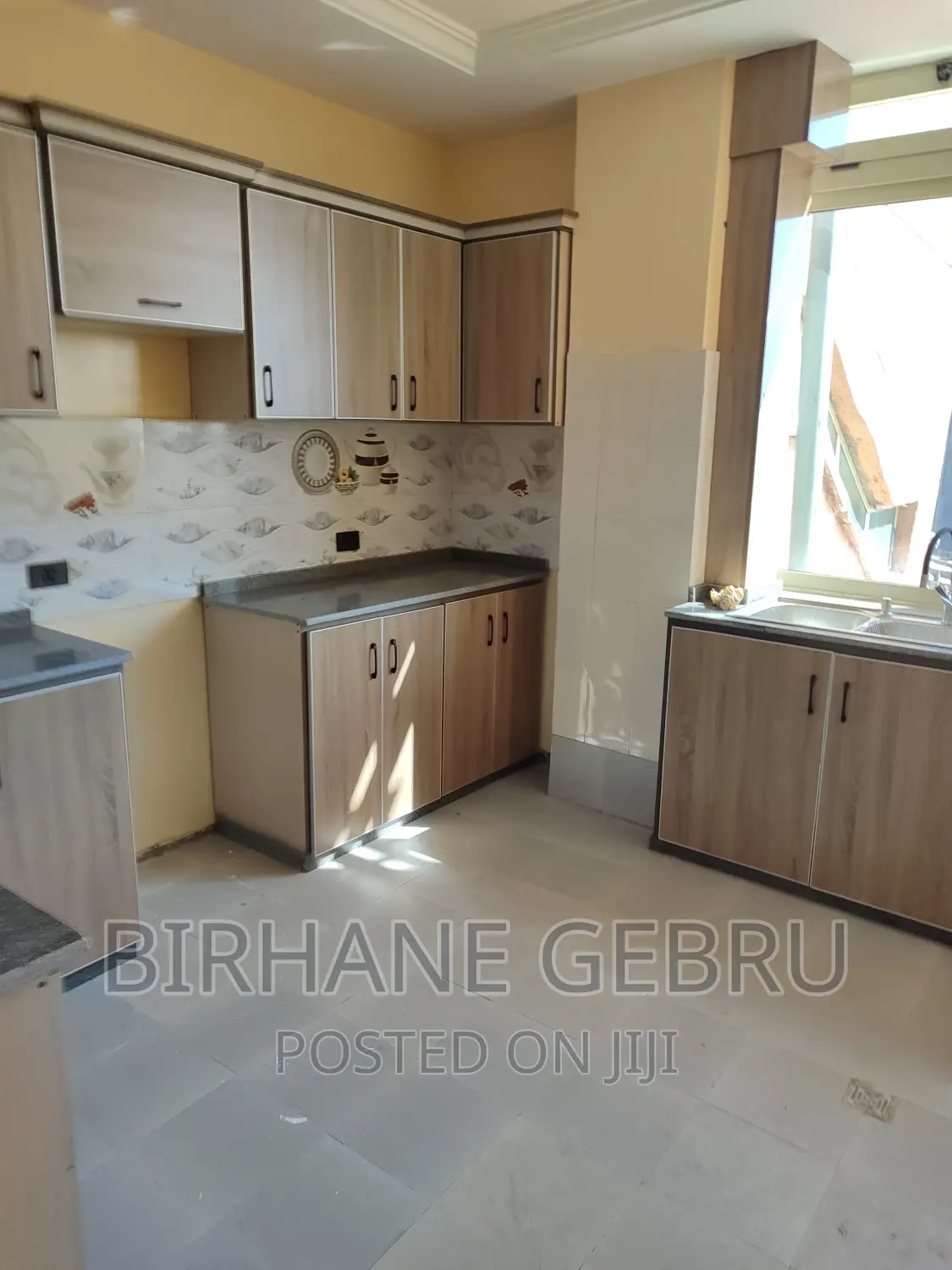 3bdrm Apartment in Apartiment, Bole for rent