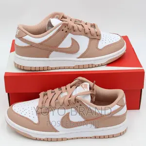 Photo - Nike Dunk Low Master Quality