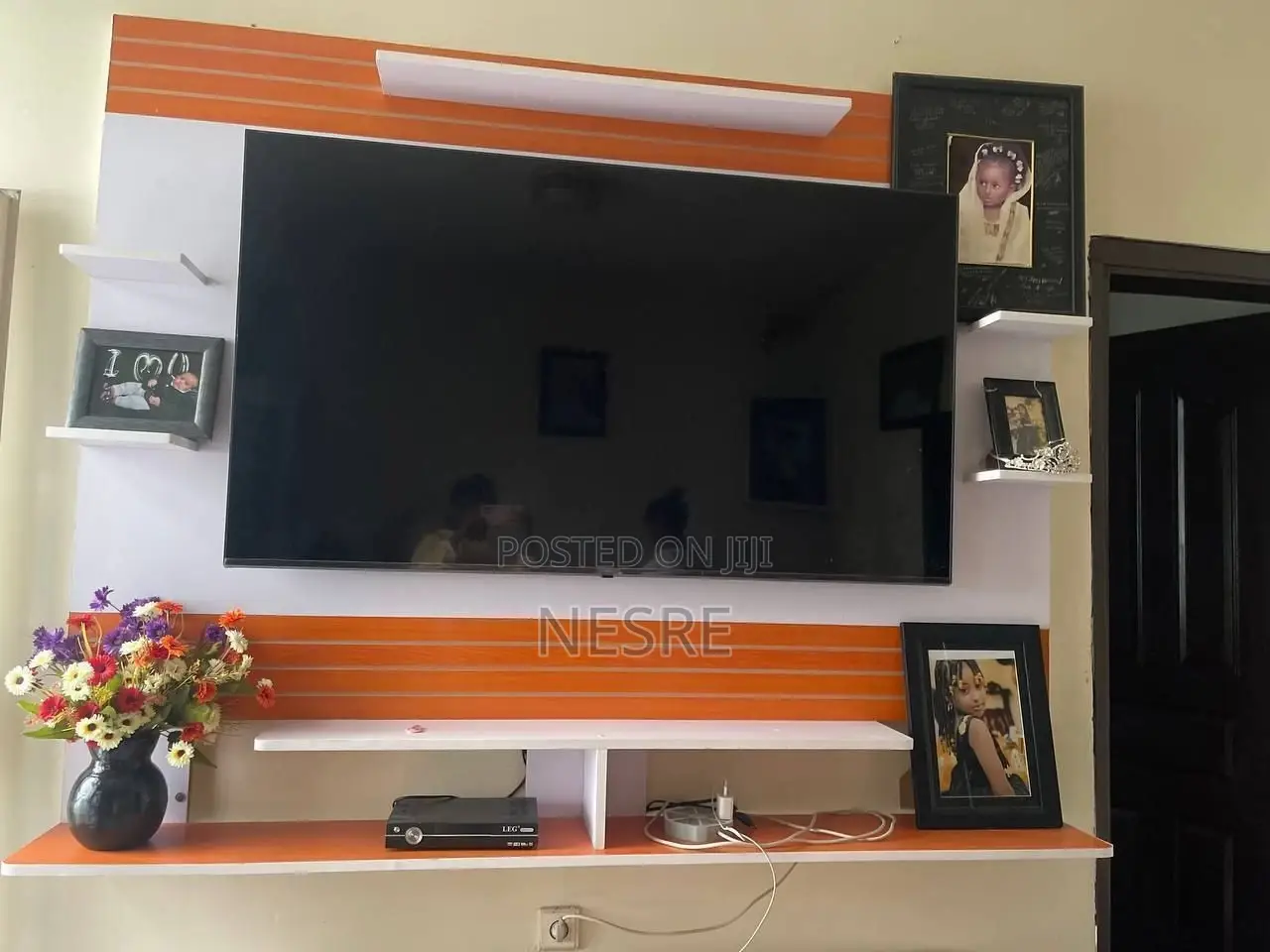 ውብ እና ማራኪ ቲቪ ስታንዶች