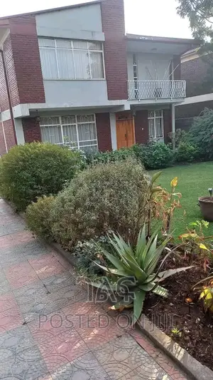 Photo - 4bdrm House in የግል/ከአያት የተገዛ, Bole for sale