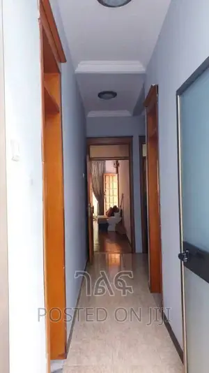 3bdrm Villa in የግል, Bole for sale