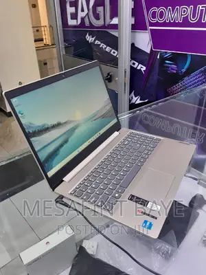 New Laptop Lenovo Ideapad 3 8GB Intel Core I3 SSD 256GB