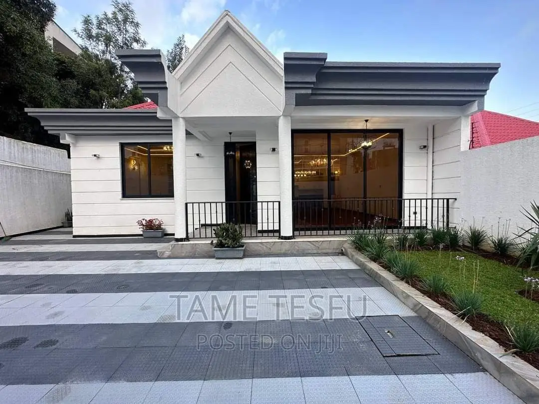 Furnished 4bdrm Villa in Yeka Kollejjiii for sale