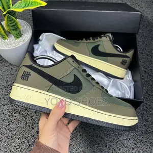Nike Air Force 1 Green