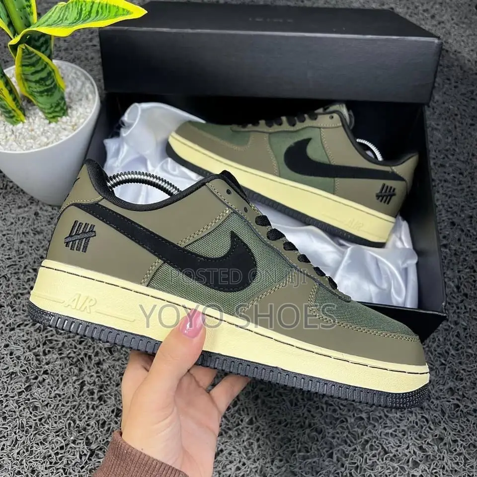 Nike Air Force 1 Green