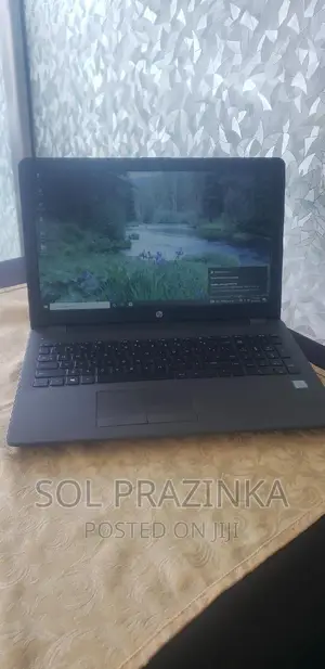 New Laptop HP 15-Dy1032wm 8GB Intel Core I7 HDD 1T