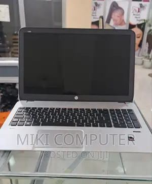 New Laptop HP Envy 13 8GB AMD A8 HDD 1T