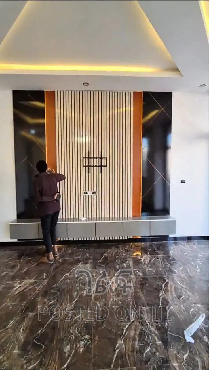 9bdrm House in የግል, Bole for sale