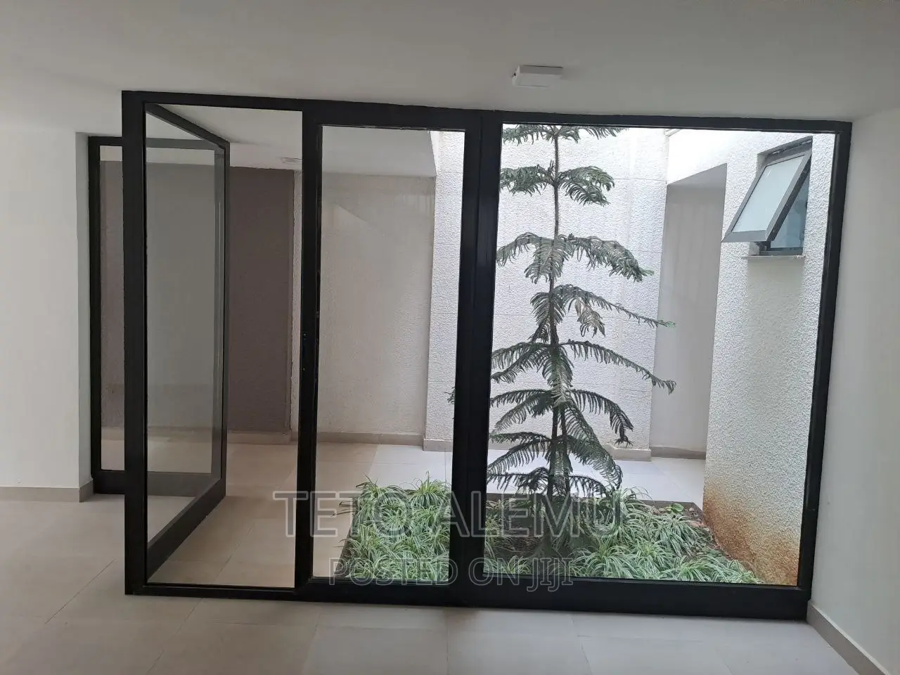 4bdrm House in የሚሸጥ ቤት ቦሌ ቡልብላ, Bole for sale