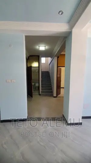 5bdrm House in የሚሸጥ ቤት አያት, Yeka for sale