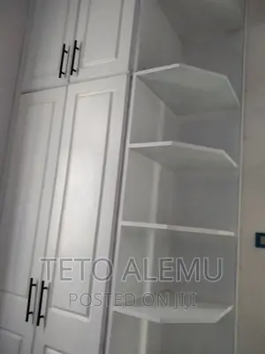 4bdrm House in የሚሸጥ ቤት ፌጋ ኮምፓውድ, Bole for sale