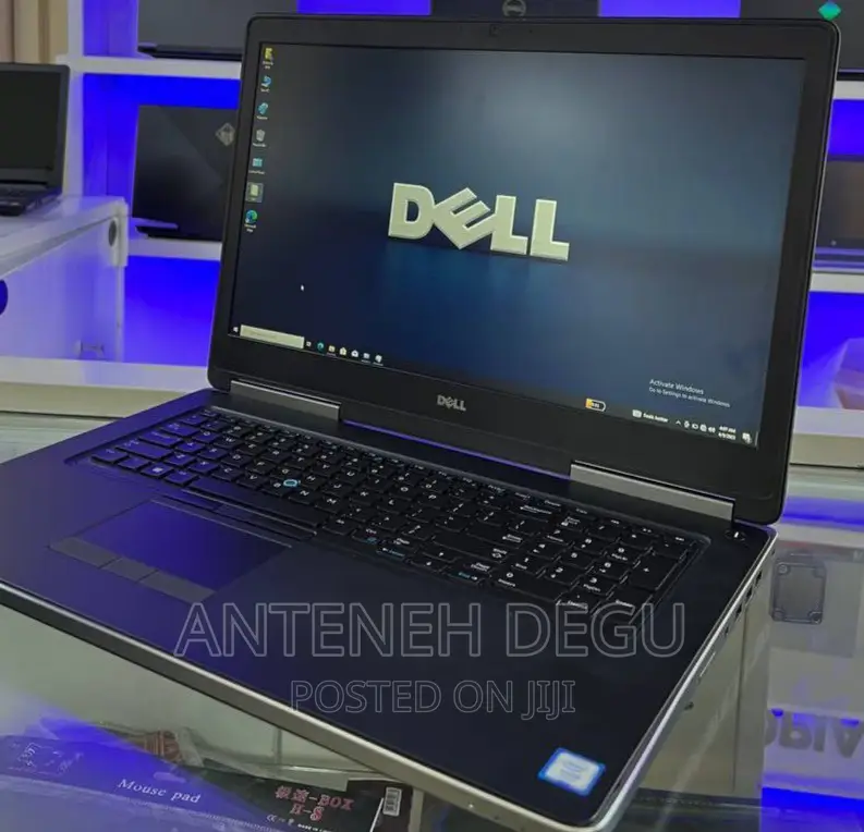 New Laptop Dell Precision 7720 32GB Intel Core I7 SSD 512GB