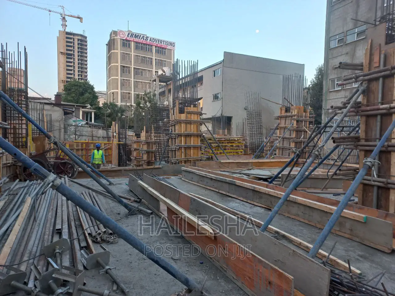 3bdrm Apartment in Fisume Realestate, Bole for sale