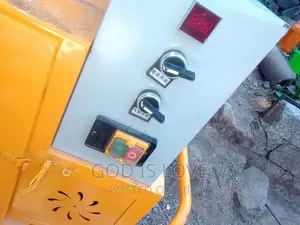 Photo - የሚሸጥ ፓንፕ ለኮንስትራክሽን ስራ Automatic_cement Plastering Machine