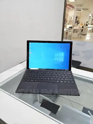 New Laptop Microsoft Surface Pro 4 8GB Intel Core I5 SSD 256GB