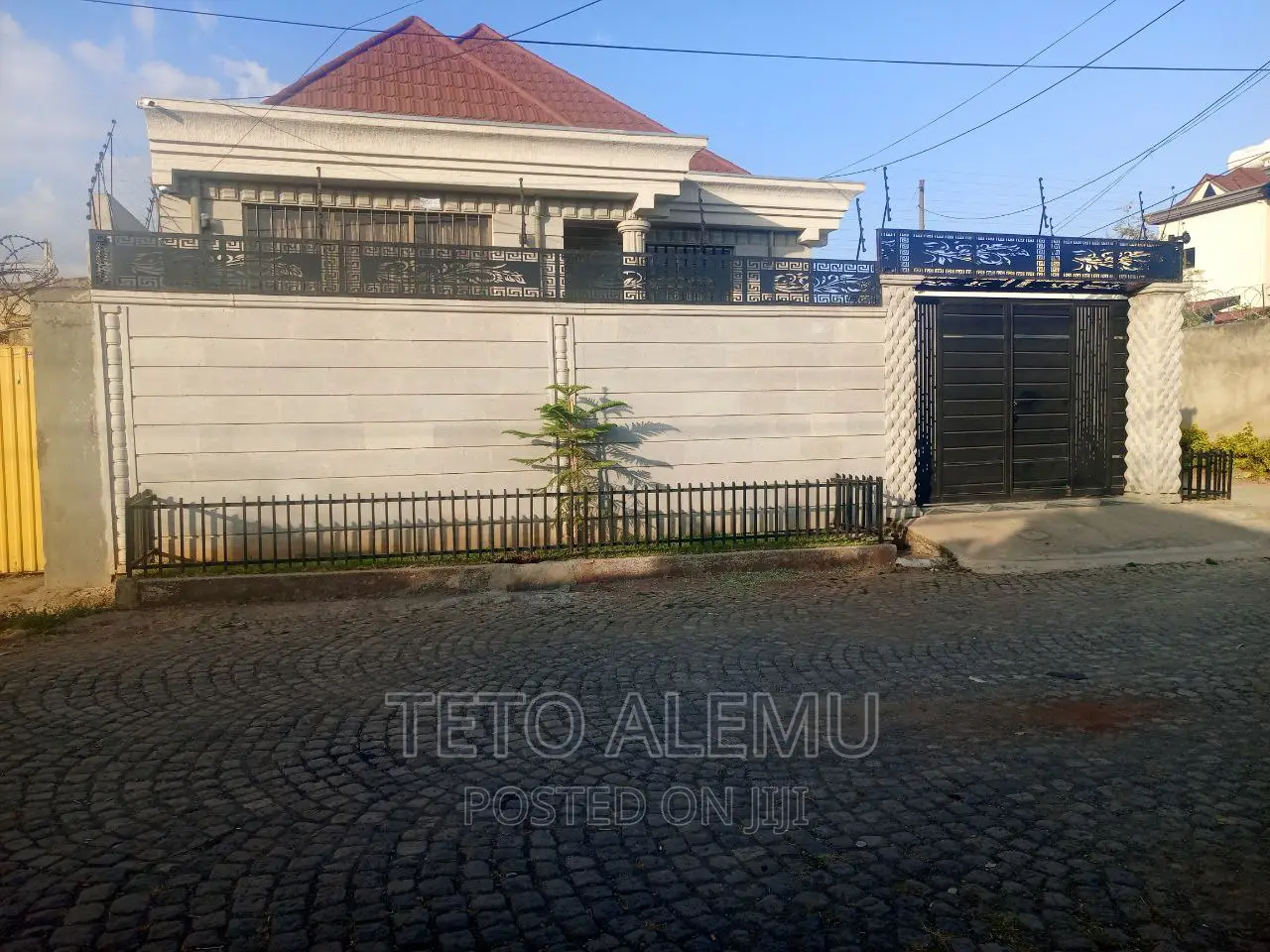 3bdrm Villa in Vila For Sale ወሰን, Bole for sale