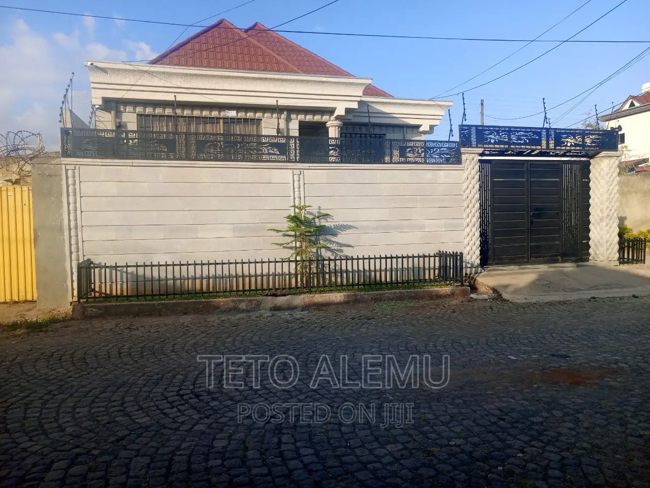 3bdrm Villa in Vila For Sale ወሰን, Bole for sale