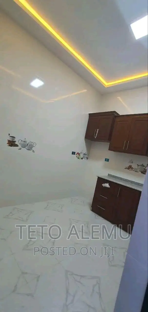 3bdrm Villa in Vila For Sale ወሰን, Bole for sale