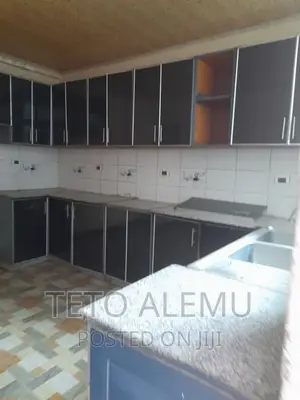 5bdrm House in የሚሸጥ ቤት አያት, Yeka for sale