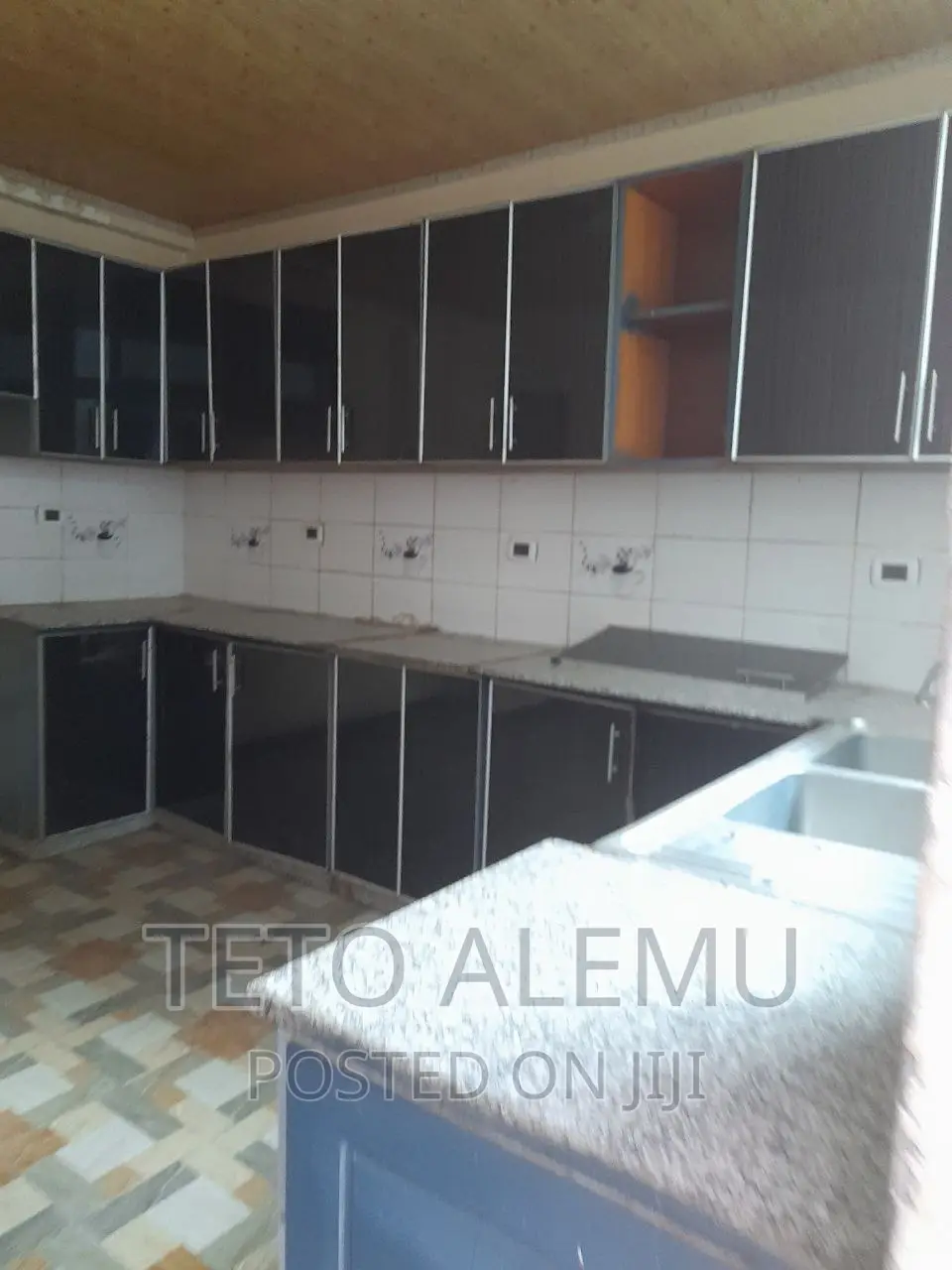 5bdrm House in የሚሸጥ ቤት አያት, Yeka for sale