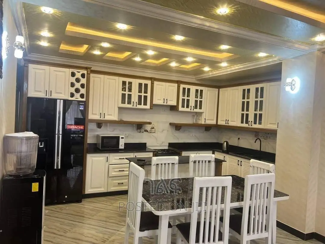 3bdrm Apartment in የግል, Bole for sale