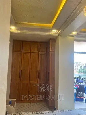 3bdrm Apartment in የግል, Bole for sale