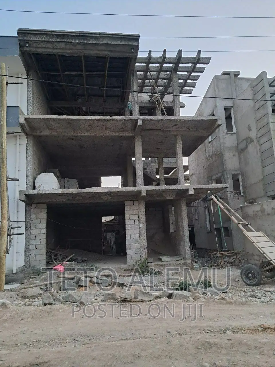 የሚሸጥ ስትራክቸር ያለቀ G+2 አራብሳ ዲያስፖራ