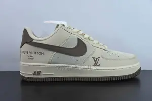 Orginal Nike Air Force LV Sneaker
